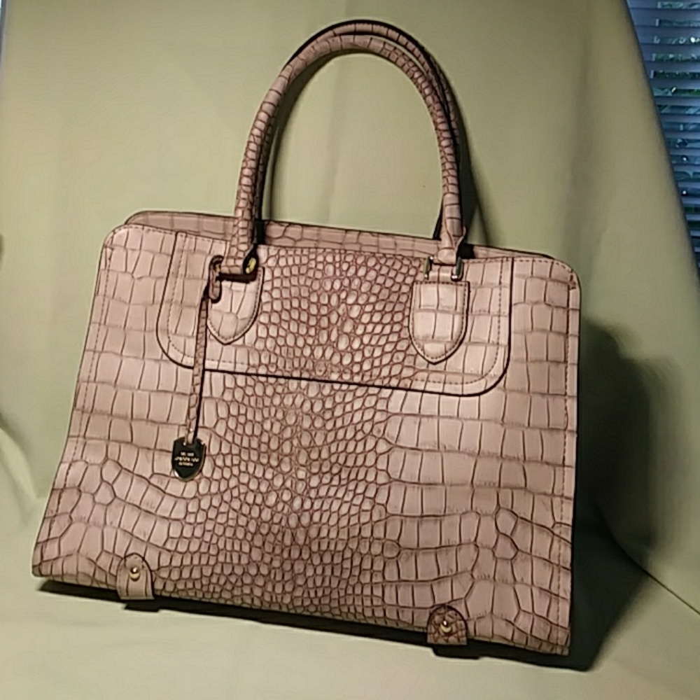 London Fog Shoulder Bag Tan
